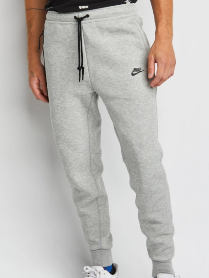 Nike Tech Fleece Trenerka