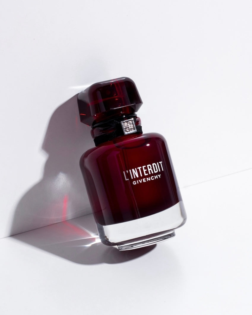L’interdit Rouge - Givenchy (Intense)