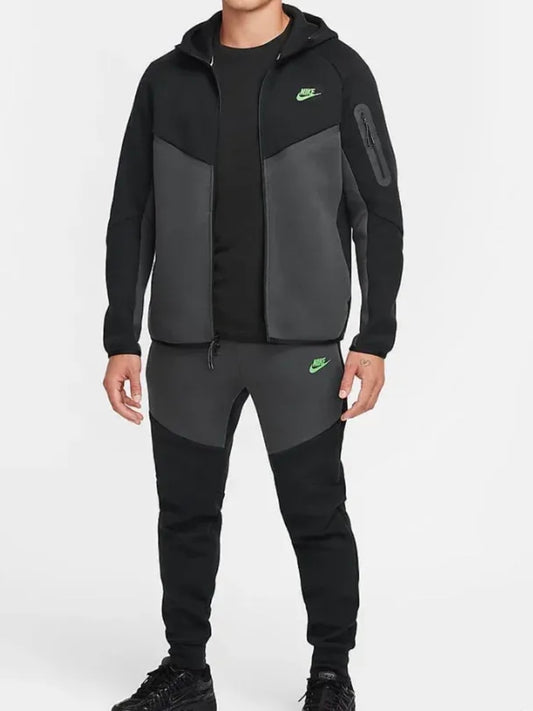Nike Tech Fleece Trenerka